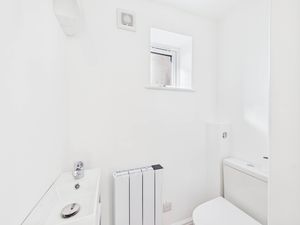 Cloakroom- click for photo gallery